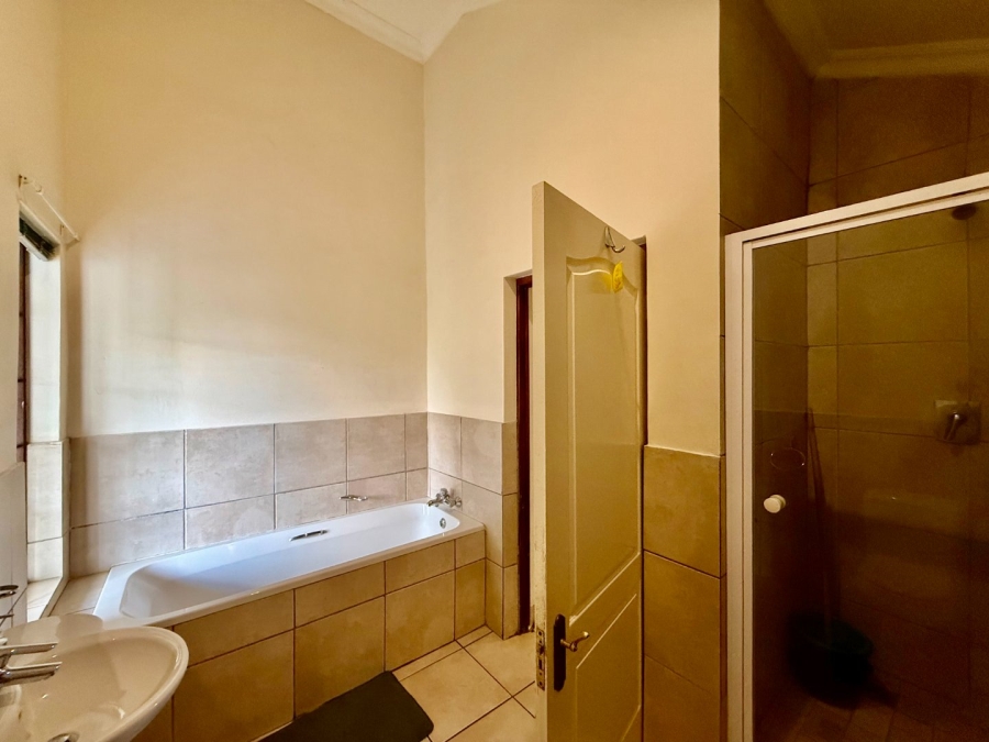 3 Bedroom Property for Sale in Meerhof North West